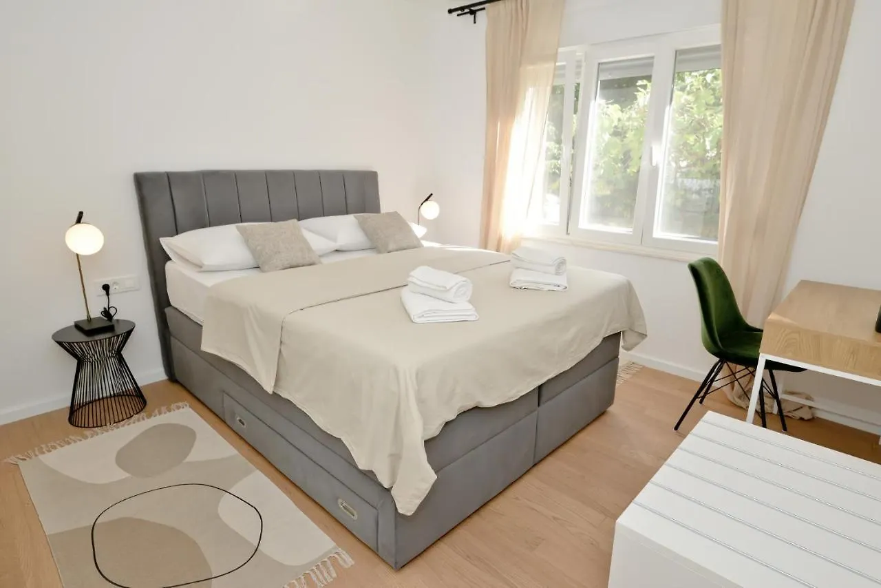 Apartment Luka Zadar