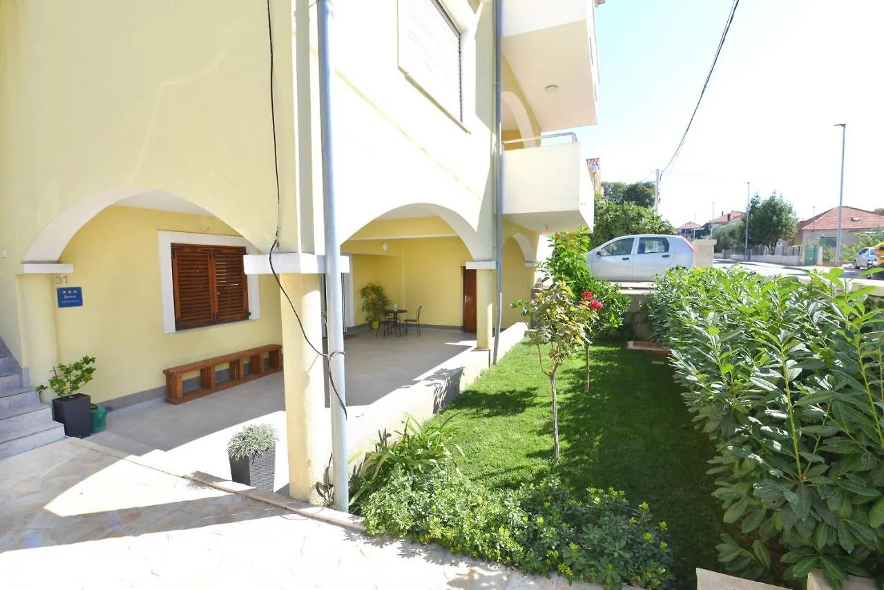 Apartment Luka Zadar